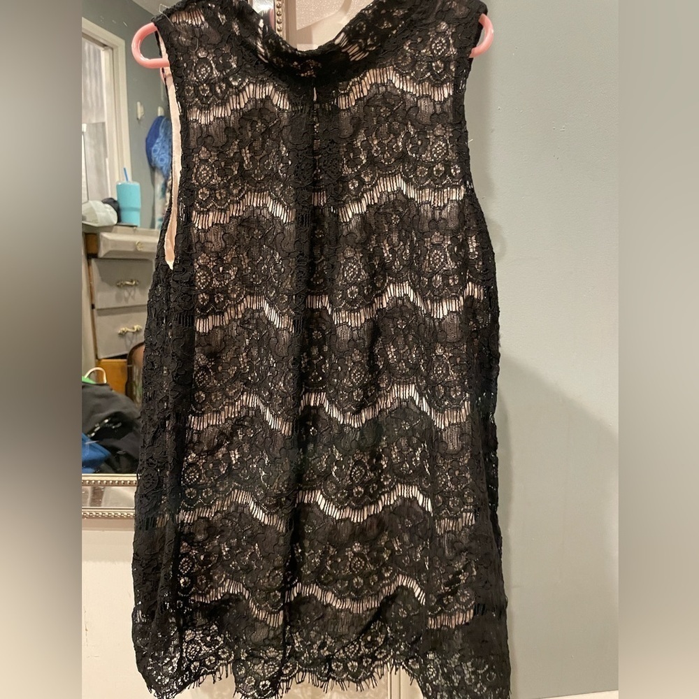 Black Lace Nude Lined Sleeveless High Neck Shell Top XXS
